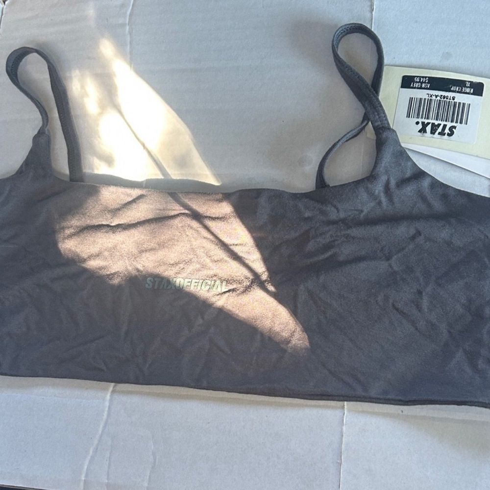 Nwt Stax. Ridge Crop Top In Ash-Grey Size Xl — image 4 of 7